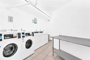 1000 Parkview Dr, Hallandale Beach, FL 33009 - Photo 28