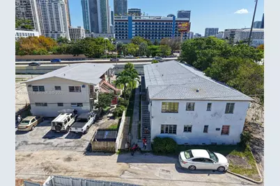433 NE 37th St, Miami, FL 33137 - Photo 10