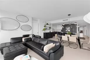 10201 E Bay Harbor Dr, Bay Harbor Islands, FL 33154 - Photo 12