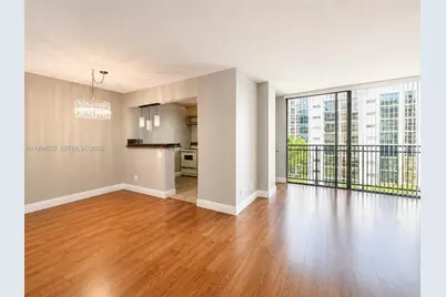 17011 N Bay Rd #503, Sunny Isles Beach, FL 33160 - Photo 2