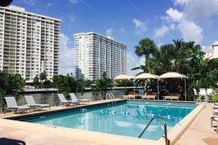 220 Kings Point Dr, Sunny Isles Beach, FL 33160 - Photo 12