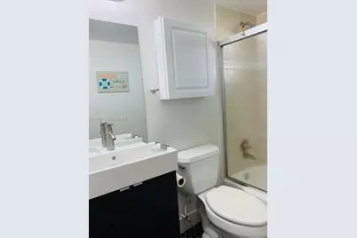 220 Kings Point Dr #509, Sunny Isles Beach, FL 33160 - Photo 16