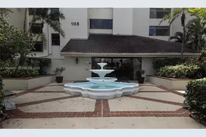 105 Lake Emerald Dr #708, Oakland Park, FL 33309 - Photo 1