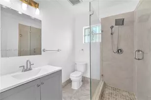 10960 SW 219th St, Miami, FL 33170 - Photo 14