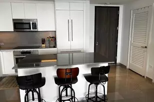 68 SE 6th St, Miami, FL 33131 - Photo 2