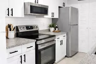 [Address not provided], Hollywood, FL 33021 - Photo 2