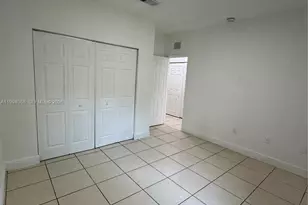 761 NW 24th Ct, Miami, FL 33125 - Photo 6