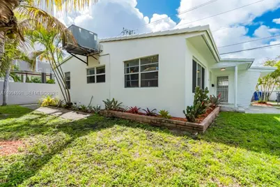 517 S 19th Ave, Hollywood, FL 33020 - Photo 12