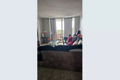 8075 NW 7th St #401, Miami, FL 33126 - Photo 6