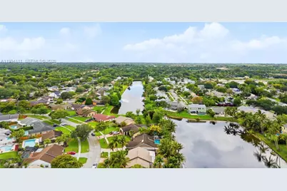 10227 SW 49th Ct, Cooper City, FL 33328 - Photo 40
