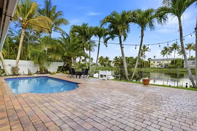 10227 SW 49th Ct, Cooper City, FL 33328 - Photo 6