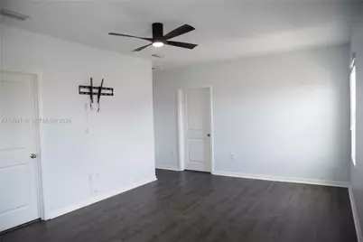 105 Lacewing Pl, Other City - In The State Of Florida, FL 33594 - Photo 18