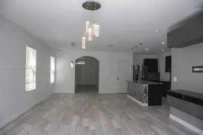 105 Lacewing Pl, Other City - In The State Of Florida, FL 33594 - Photo 8