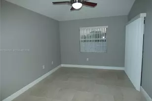 2851 N Oakland Forest Dr, Oakland Park, FL 33309 - Photo 10