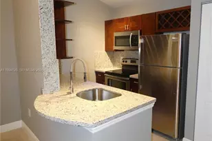 2851 N Oakland Forest Dr, Oakland Park, FL 33309 - Photo 4