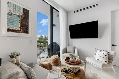 1030 15th St #PH3, Miami Beach, FL 33139 - Photo 8