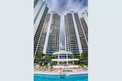 19111 Collins Ave #3307, Sunny Isles Beach, FL 33160 - Photo 18