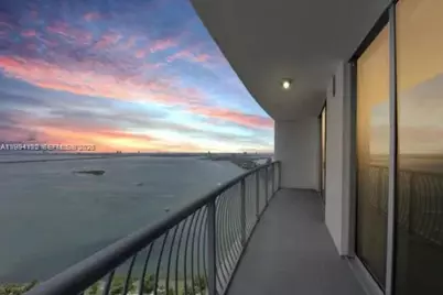 1750 N Bayshore Dr #4003, Miami, FL 33132 - Photo 12