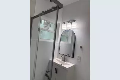 2071 NE 169th St, North Miami Beach, FL 33162 - Photo 8