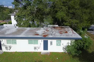 2071 NE 169th St, North Miami Beach, FL 33162 - Photo 20
