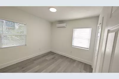 2071 NE 169th St, North Miami Beach, FL 33162 - Photo 22