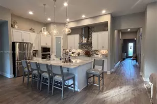 9173 Warm Spgs Cir, Other City - In The State Of Florida, FL 34219 - Photo 4
