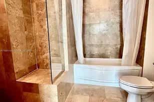 300 S Biscayne Blvd, Miami, FL 33131 - Photo 12