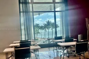 300 S Biscayne Blvd, Miami, FL 33131 - Photo 30