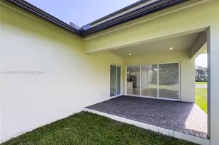 312 SE Via Sangro, Port Saint Lucie, FL 34952 - Photo 6