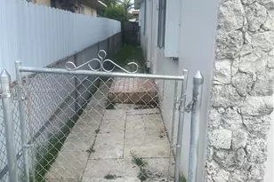 3279 SW 25th Ter, Miami, FL 33133 - Photo 2