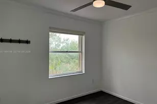 650 NW 170th Terrace, Pembroke Pines, FL 33028 - Photo 30