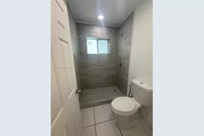 2622 NW 24th St #1B, Miami, FL 33142 - Photo 12