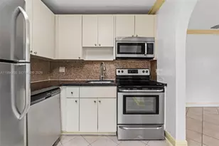 3147 McDonald St, Miami, FL 33133 - Photo 10