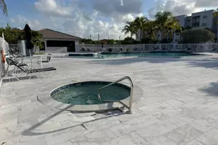 8185 NW 7th St, Miami, FL 33126 - Photo 4