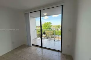 8185 NW 7th St, Miami, FL 33126 - Photo 24