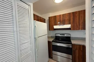 8185 NW 7th St, Miami, FL 33126 - Photo 12