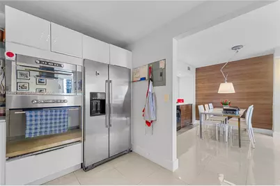 100 Bayview Dr #507, Sunny Isles Beach, FL 33160 - Photo 18
