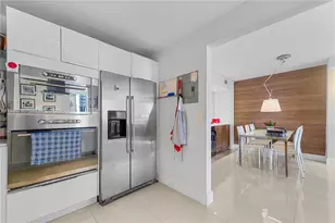 100 Bayview Dr, Sunny Isles Beach, FL 33160 - Photo 18