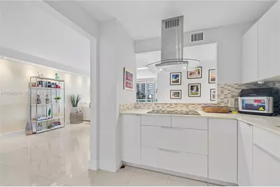 100 Bayview Dr #507, Sunny Isles Beach, FL 33160 - Photo 20