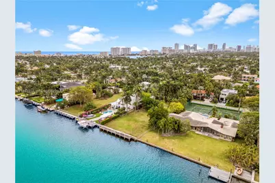 1018 S Northlake Dr, Hollywood, FL 33019 - Photo 12