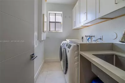 910 Sunflower Cir, Weston, FL 33327 - Photo 24