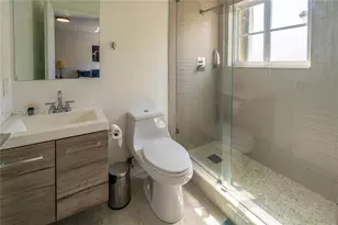 910 Sunflower Cir, Weston, FL 33327 - Photo 32