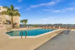 109 Lake Emerald Dr, Oakland Park, FL 33309 - Photo 12