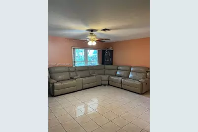 2201 NW 81st Ave, Sunrise, FL 33322 - Photo 4