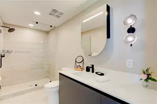 580 72nd St, Miami Beach, FL 33141 - Photo 12