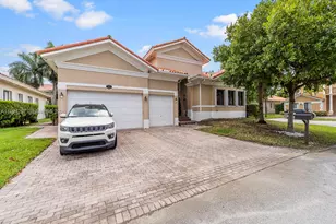 19385 SW 79th Ct, Cutler Bay, FL 33157 - Photo 2