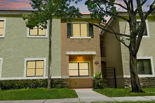 22631 SW 88th Pl, Cutler Bay, FL 33190 - Photo 2