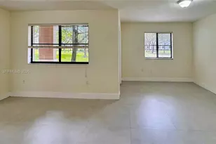 22631 SW 88th Pl, Cutler Bay, FL 33190 - Photo 8