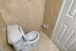 2627 NW 47th Terrace, Lauderdale Lakes, FL 33313 - Photo 4