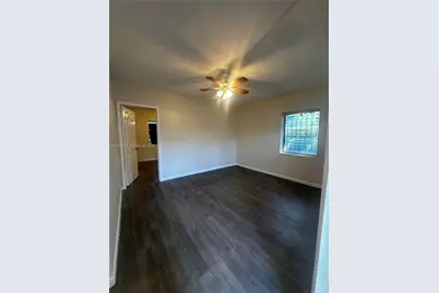 112 NE 63rd St #112, Miami, FL 33138 - Photo 4
